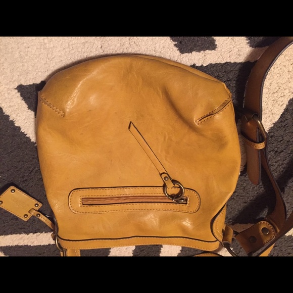 Liz & Co. Leather Cross body purse - Picture 5 of 8